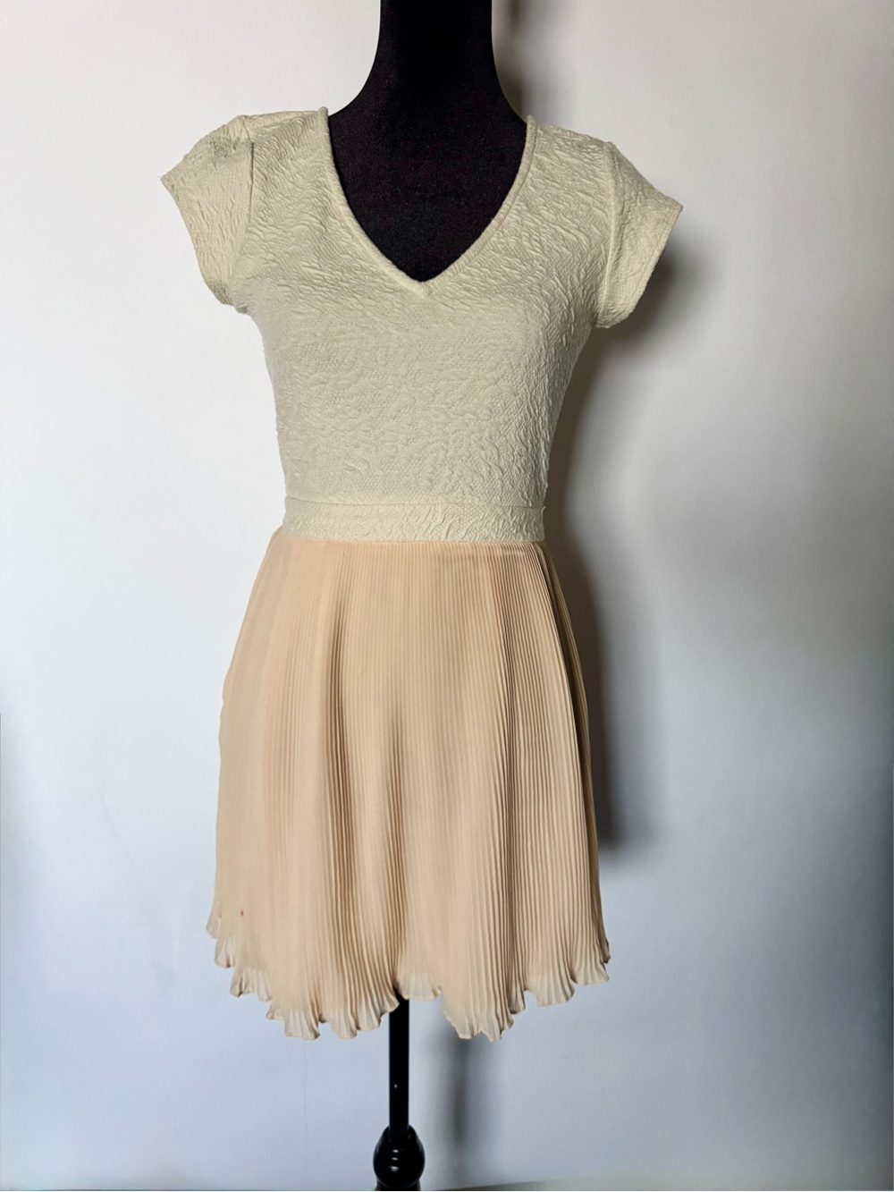 Pins and Needles Dress Size XS